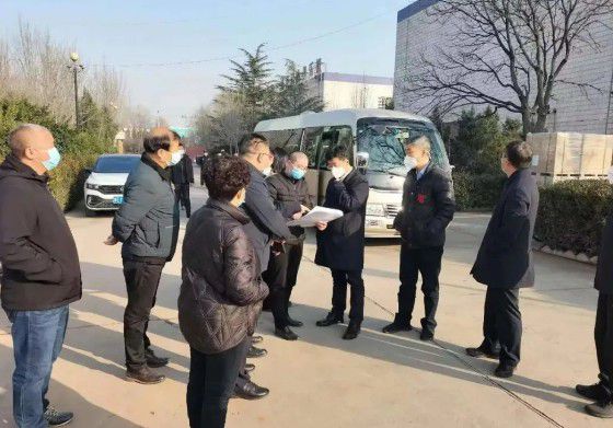 安陽市委副書記、市長(zhǎng)高永深入集團(tuán)公司援建文峰區(qū)方艙隔離點(diǎn)改建項(xiàng)目實(shí)地調(diào)研